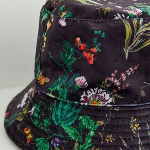 Fable England Pumpkin Black Bucket Hat - Picture 3 of 4